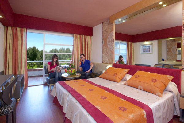 Allsun Hotel Bella Paguera Ngoại thất bức ảnh